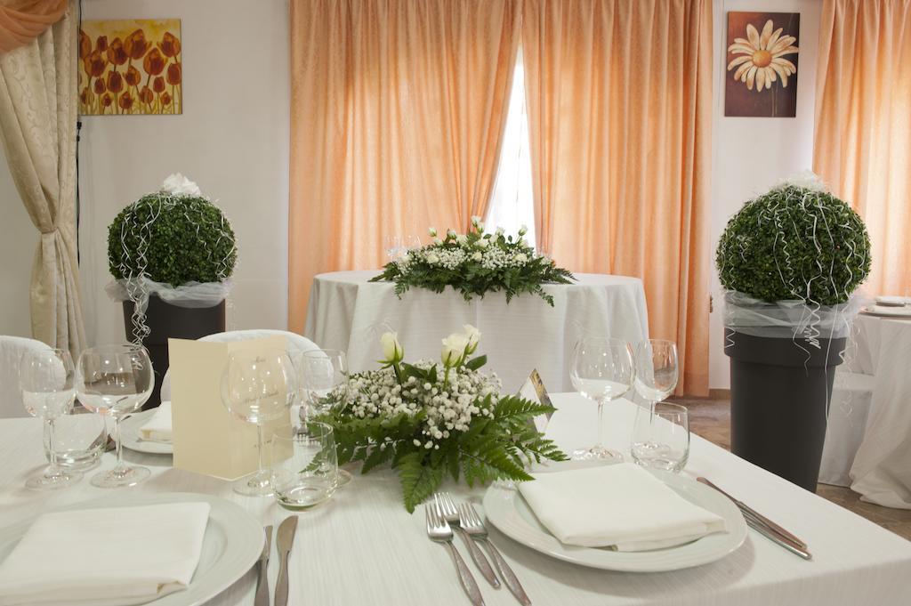 Hotel Ristorante Il Pino Chiusi Exteriér fotografie